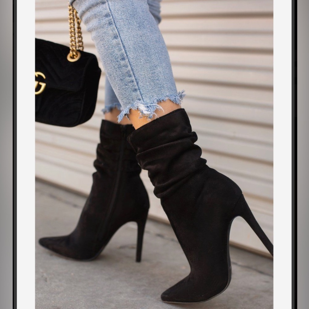 🎬 Black slouch stiletto boots 5.5